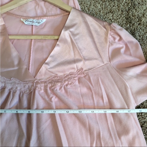 Vintage Victorian 80s Vanity Fair Ballet Pink Nightgown - Picture 7 of 7